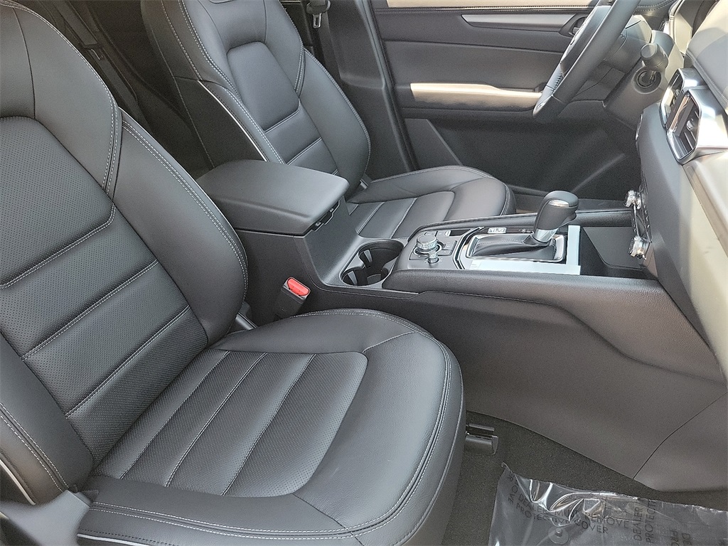 2025 Mazda CX-5 2.5 S Preferred photo 13