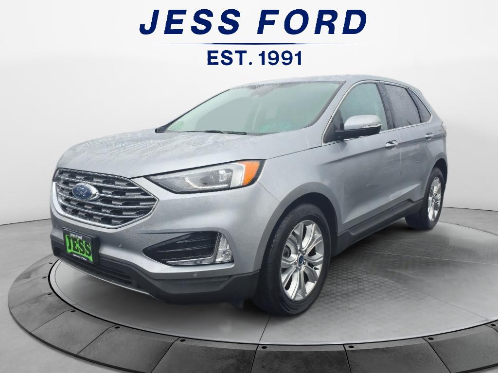 2022 Ford Edge Titanium's photo