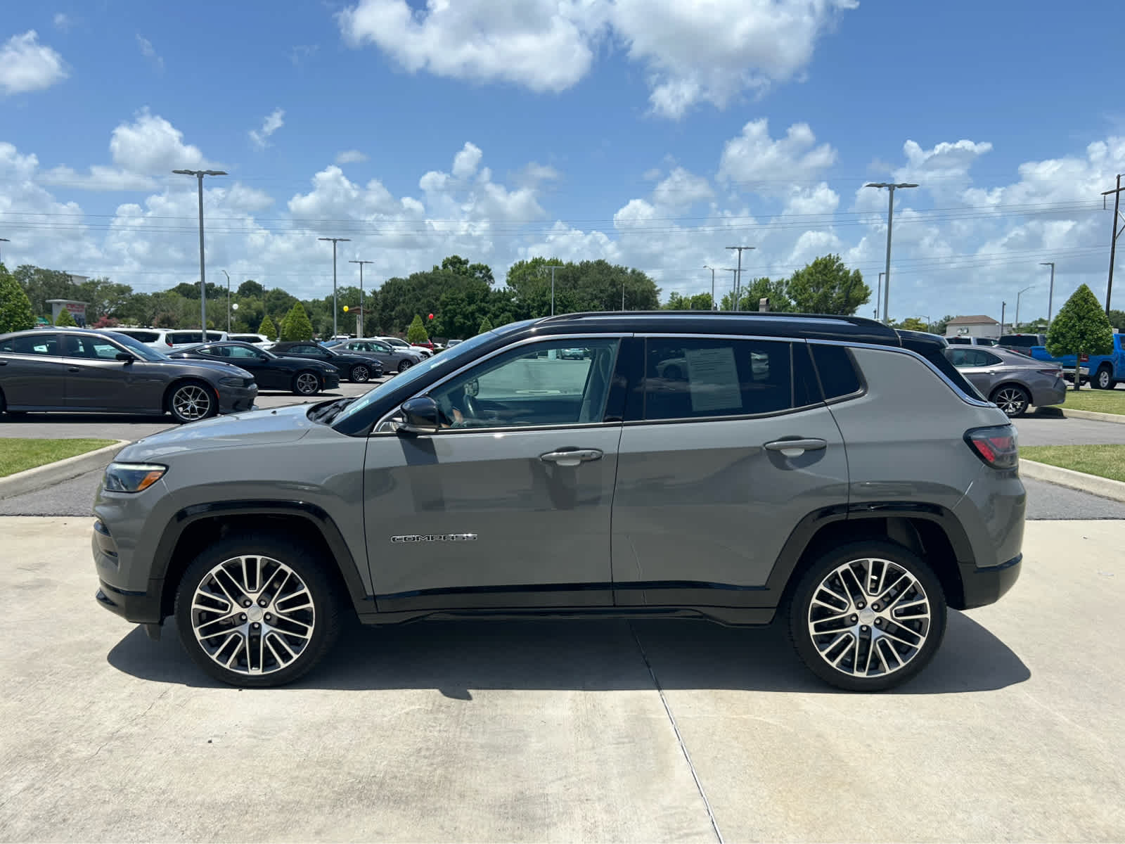 2022 Jeep Compass Limited photo 3