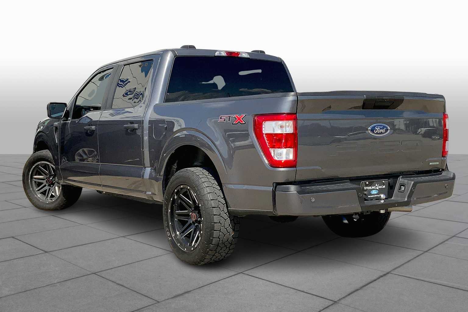 2022 Ford F-150 XL photo 11
