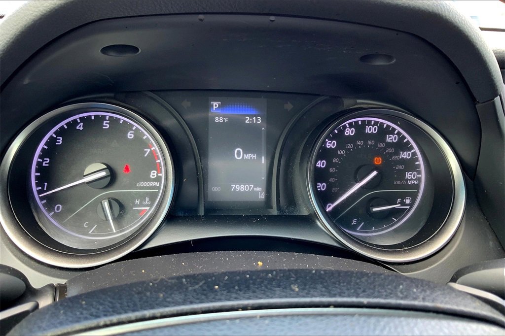 2021 Toyota Camry SE photo 19
