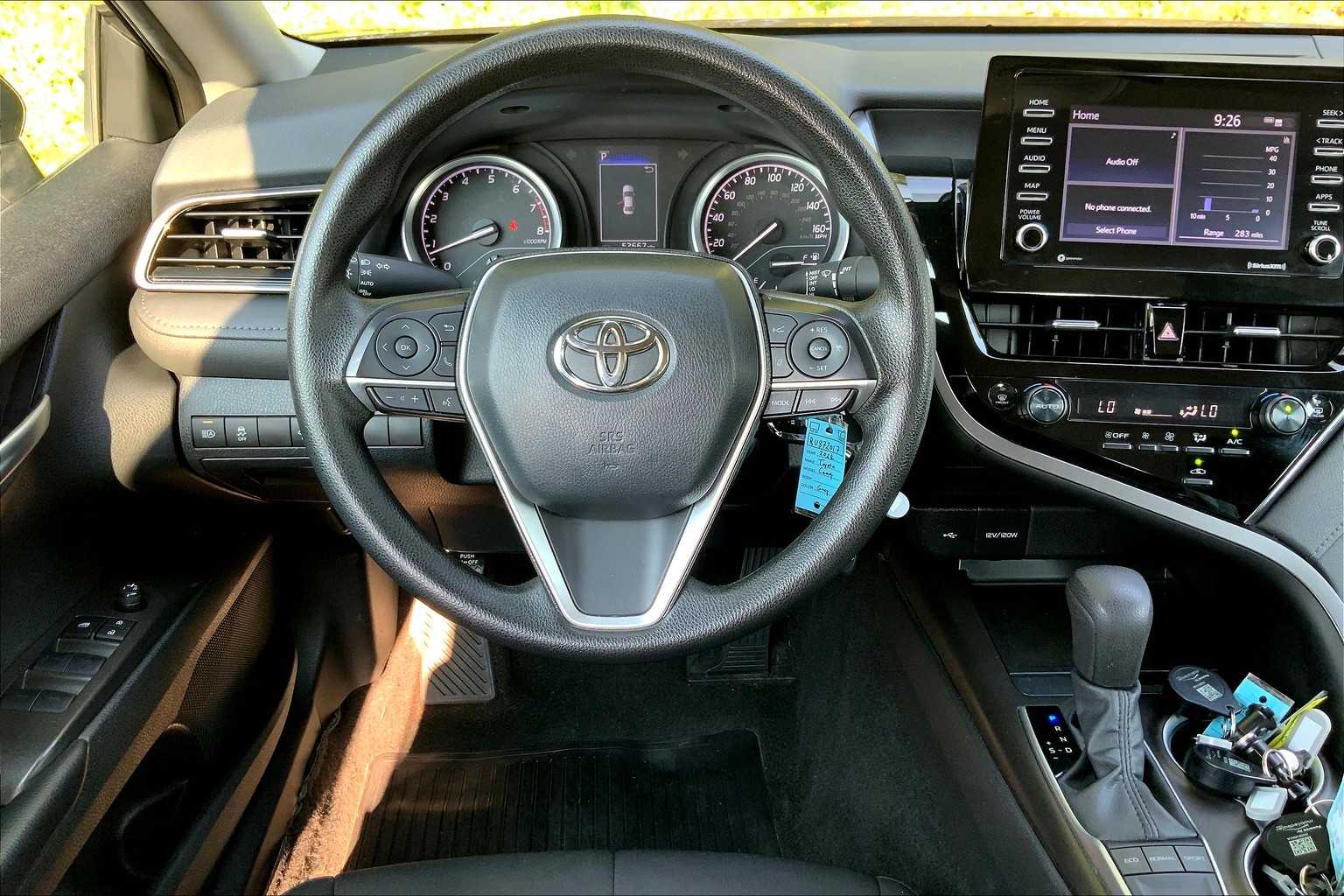 2024 Toyota Camry LE photo 5