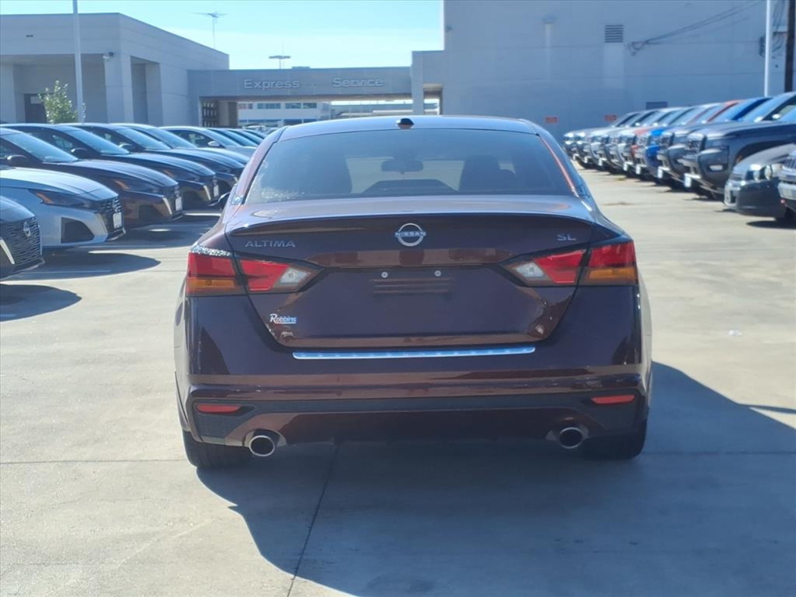 2023 Nissan Altima 2.5 SL Red at Robbins Nissan