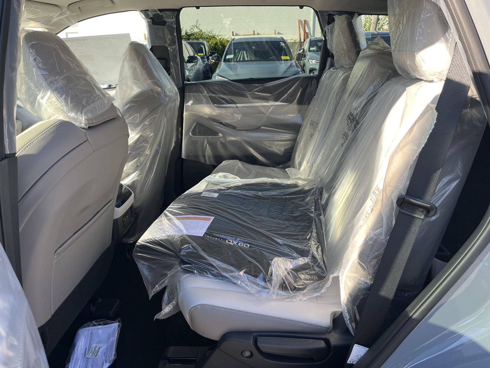 2026 Infiniti QX60 Luxe AWD photo 12