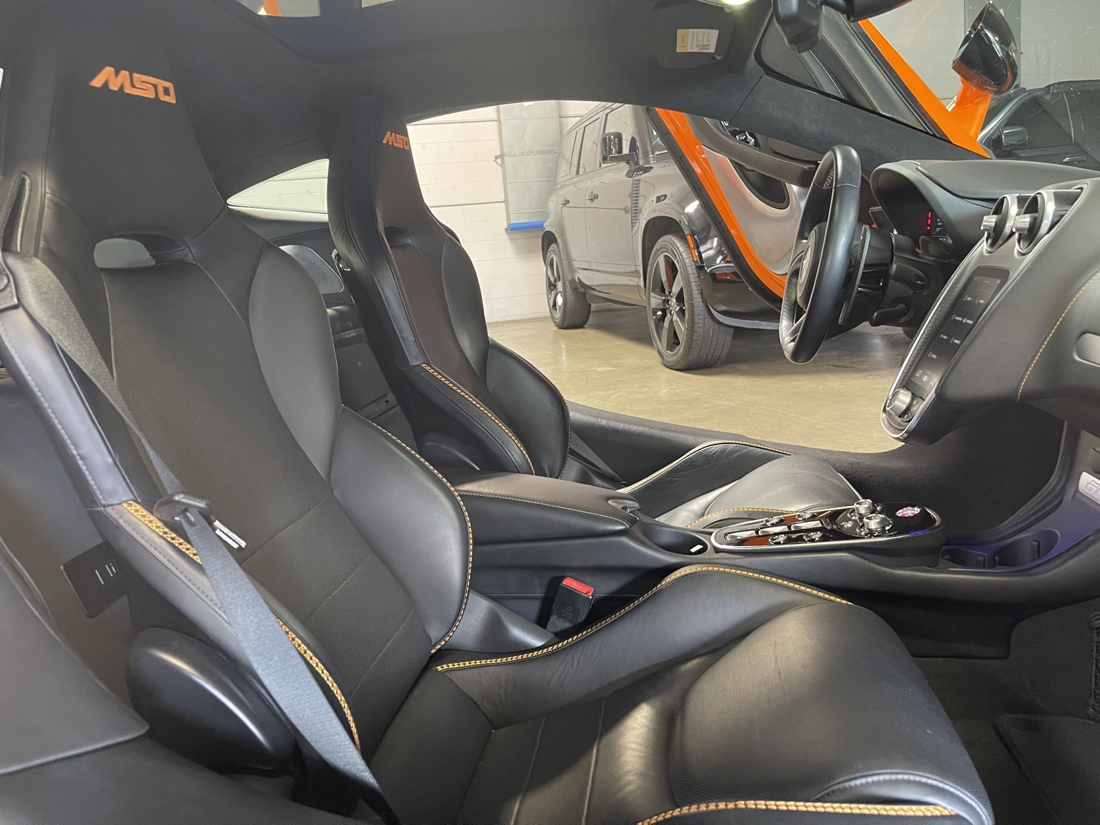 2022 Mclaren GT photo 13