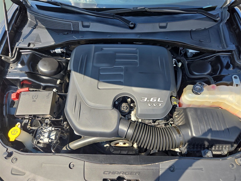 2023 Dodge Charger SXT photo 19
