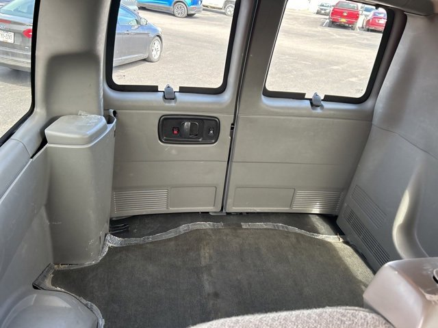 2016 Chevrolet Express Passenger 2500 LS photo 20