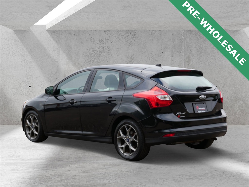 2013 Ford Focus SE photo 4