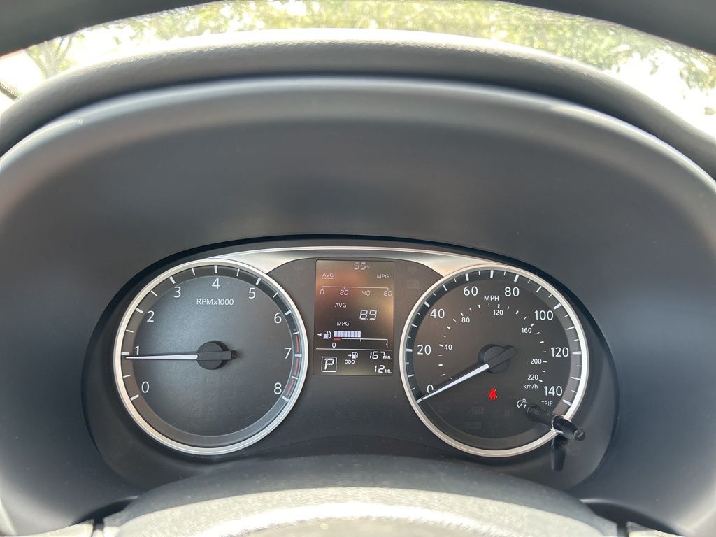 2025 Nissan Kicks Play S photo 16