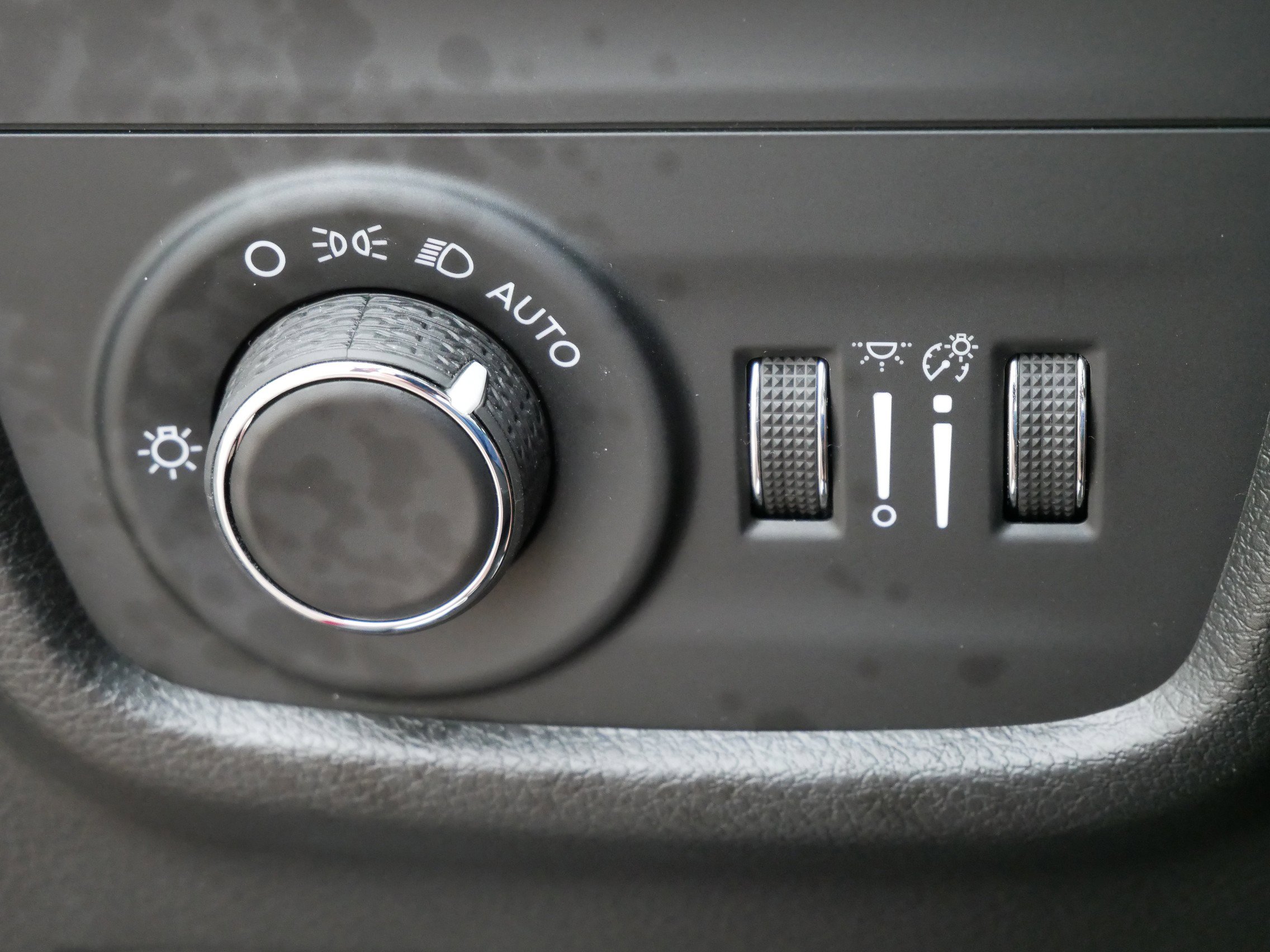 2023 Jeep Grand Cherokee Laredo photo 18