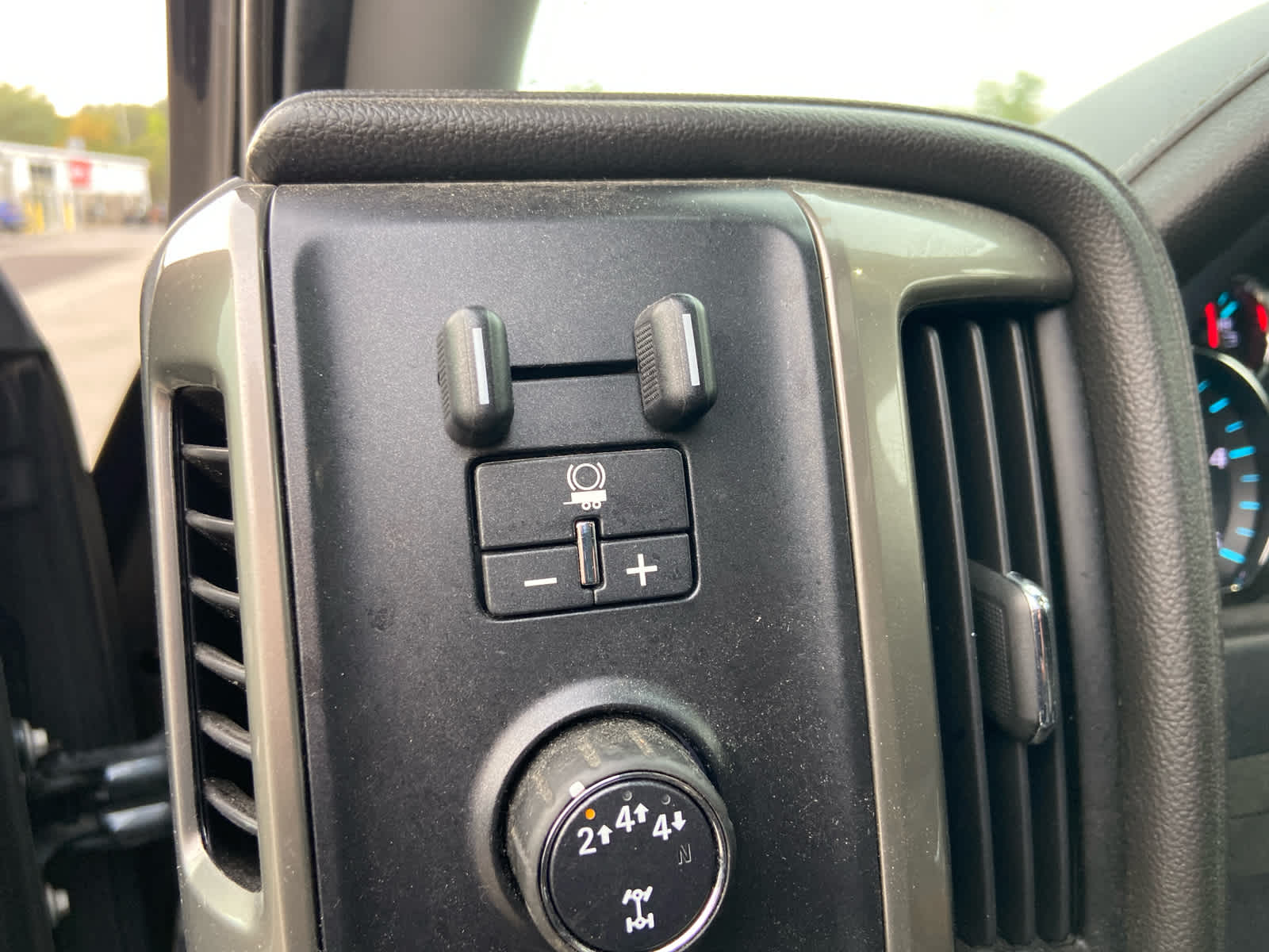 2019 Chevrolet Silverado 2500HD High Country photo 18