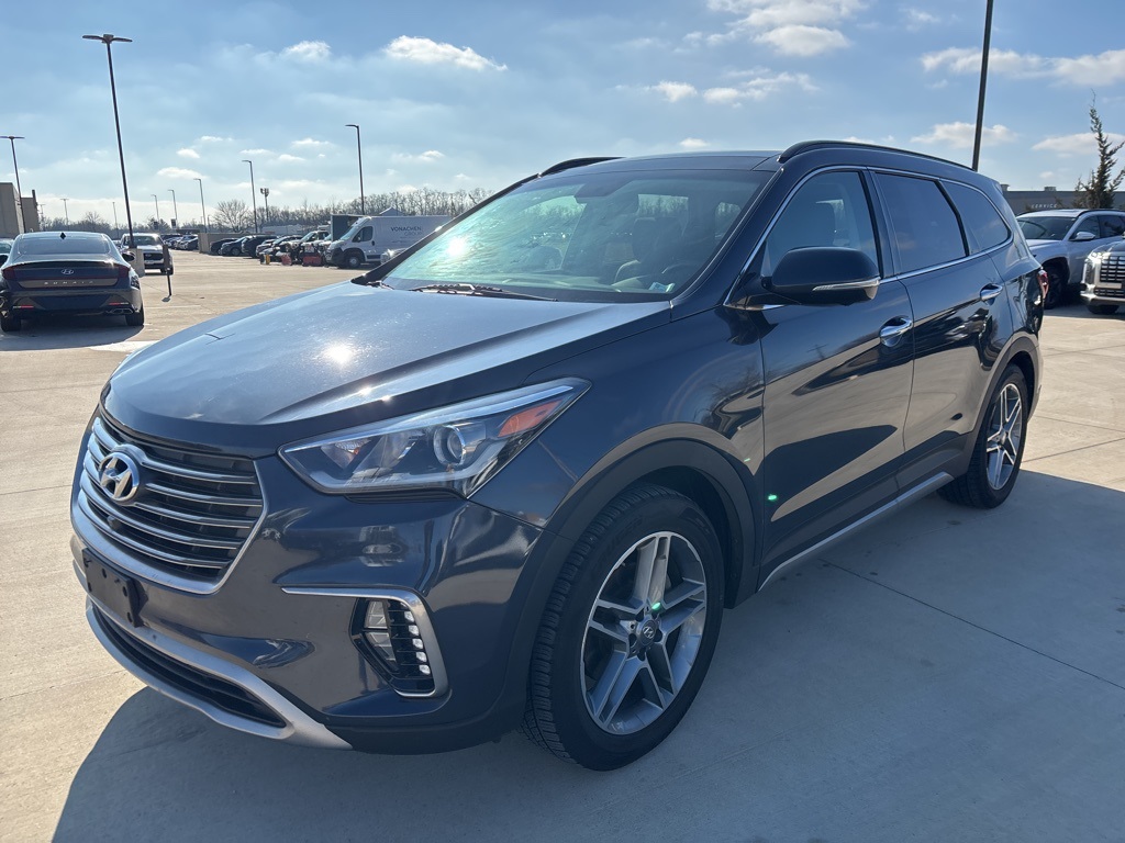 2019 Hyundai Santa Fe Limited's photo