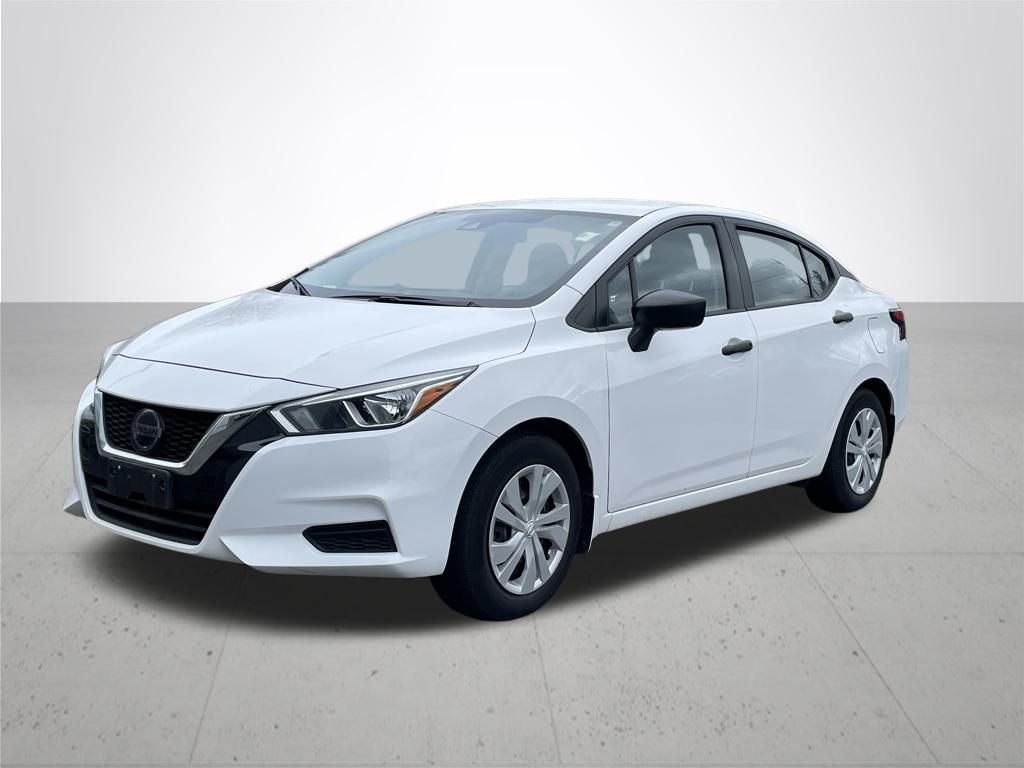 2021 Nissan Versa 1.6 S photo 2