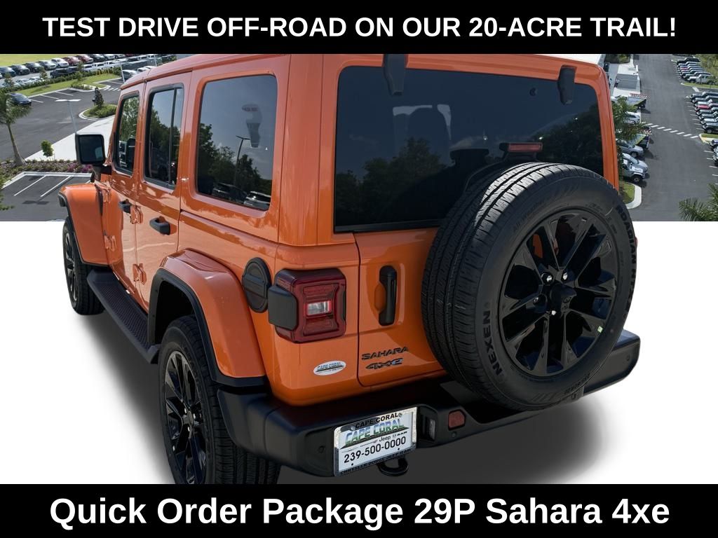 2025 Jeep Wrangler Sahara 4xe photo 6