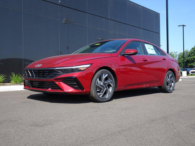 2025 Hyundai Elantra SEL's photo