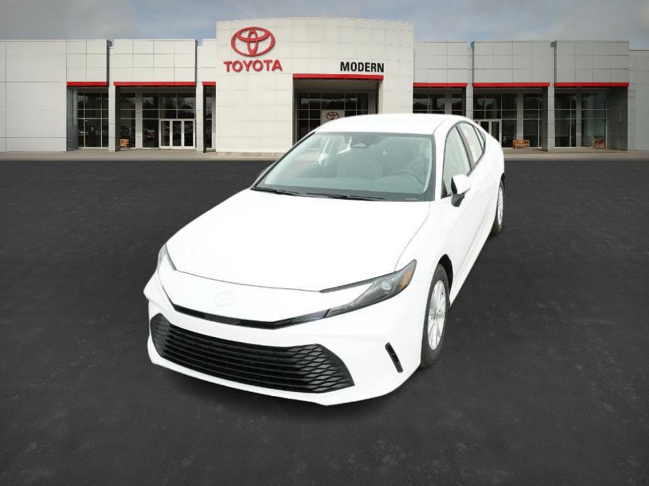 2025 Toyota Camry LE photo 5