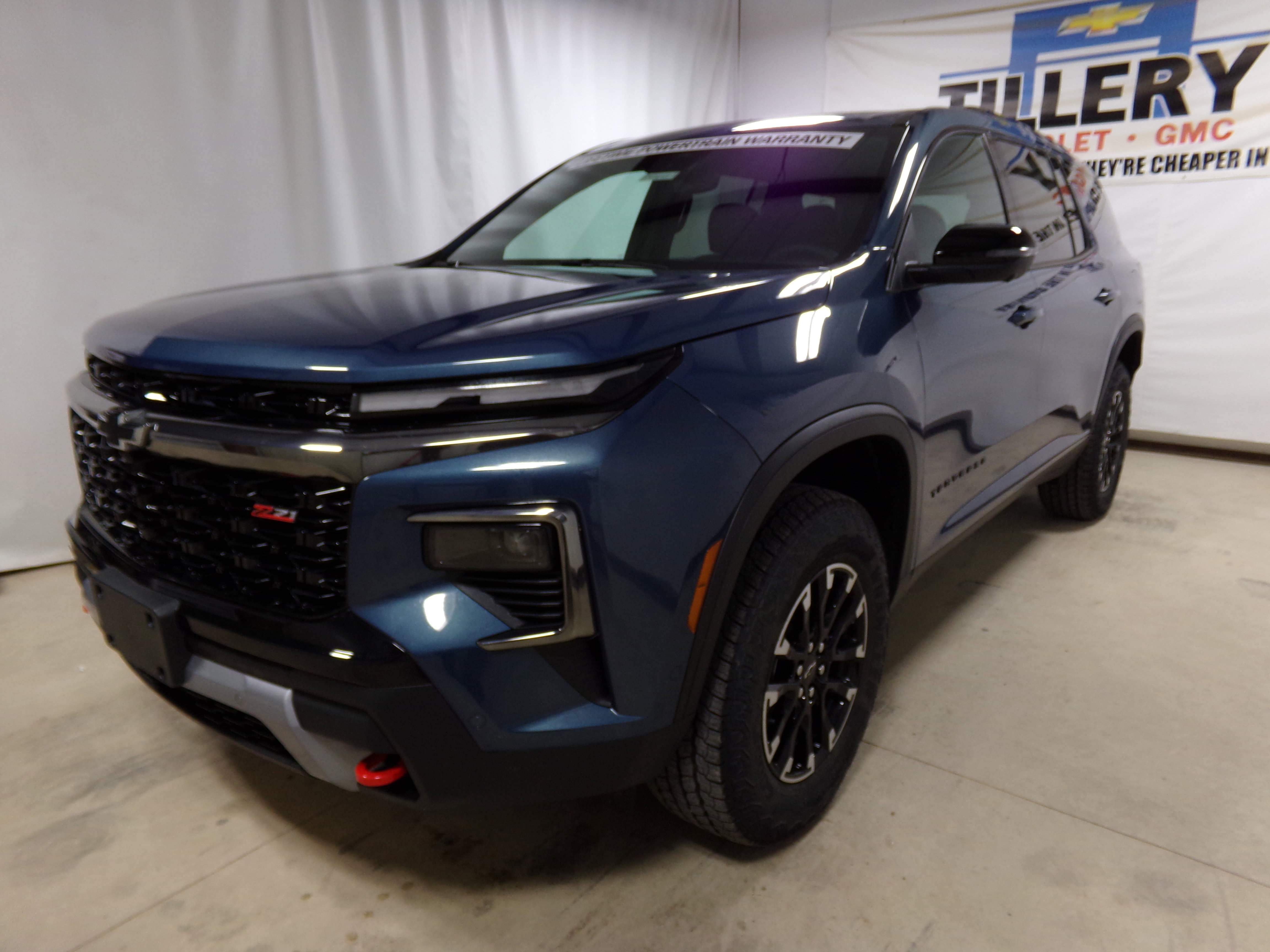 2026 Chevrolet Traverse Z71 photo 3