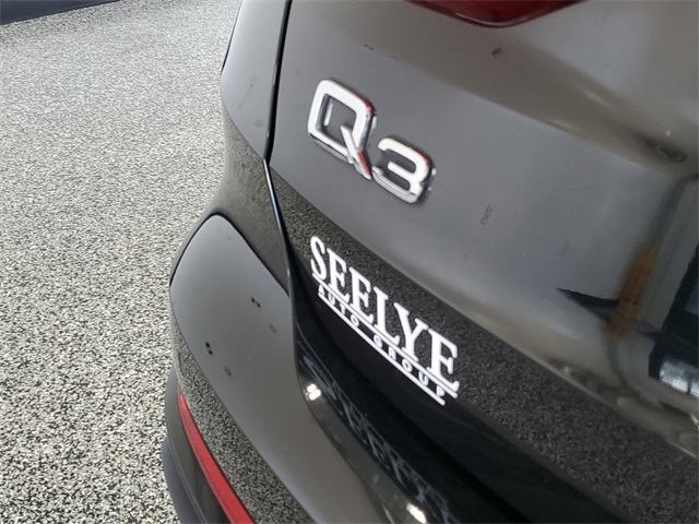 2021 Audi Q3 Premium S line photo 22