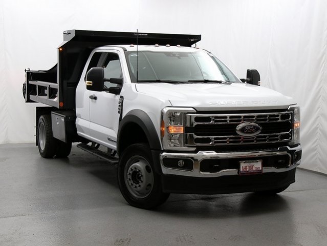 2024 Ford F-450 Super Duty Chassis Cab XL's photo