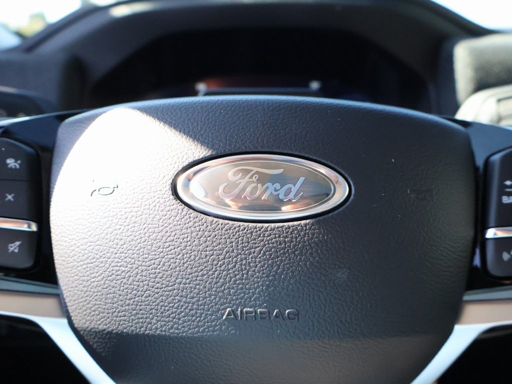 2025 Ford Explorer Platinum photo 29