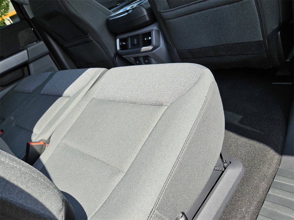 2025 Ford F-150 XLT photo 27