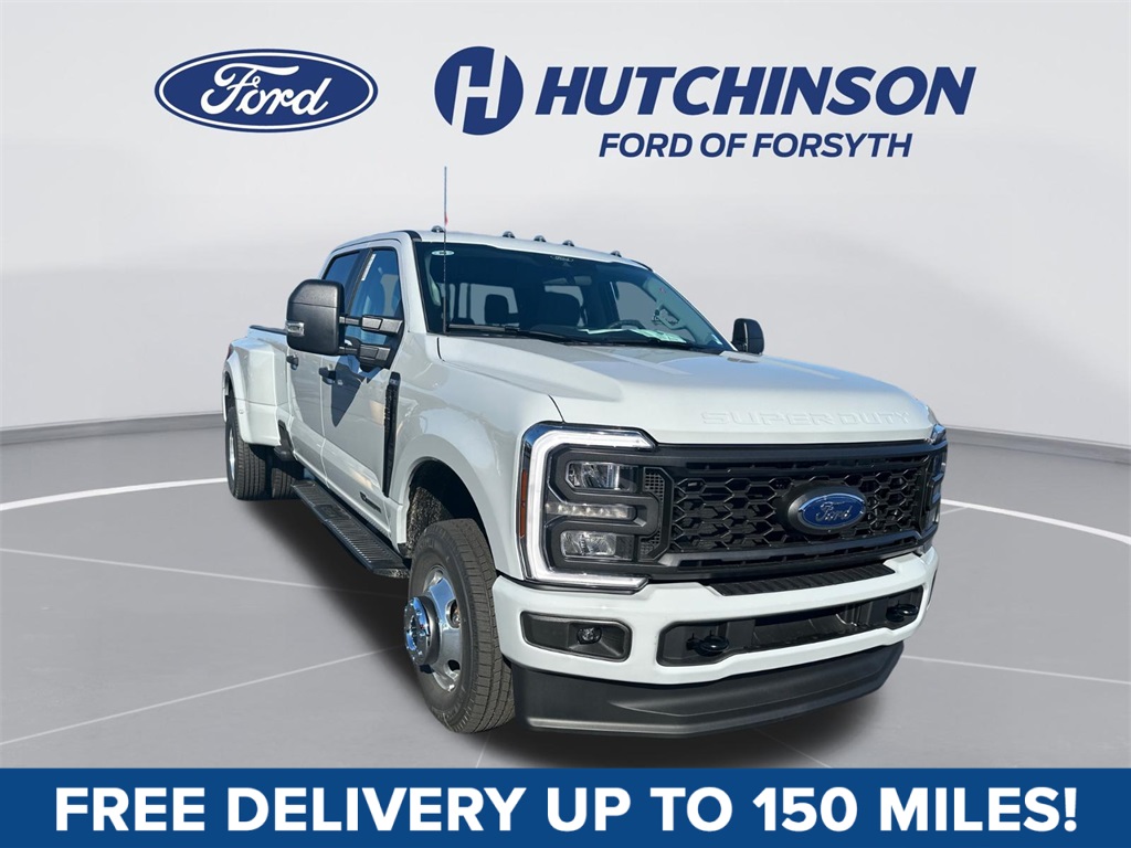 2026 Ford F-350 Super Duty XL's photo