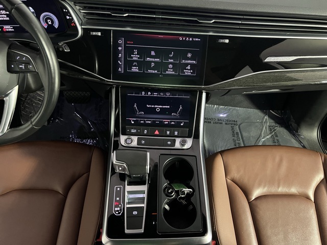 2022 Audi Q7 55 Premium Plus photo 12