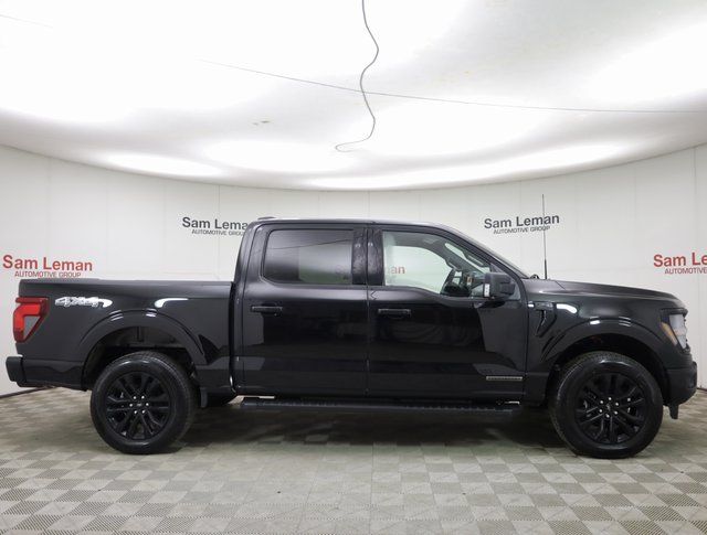 2025 Ford F-150 XLT photo 9