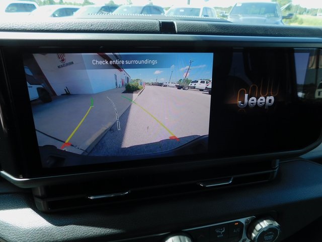 2025 Jeep Gladiator Sport S photo 19
