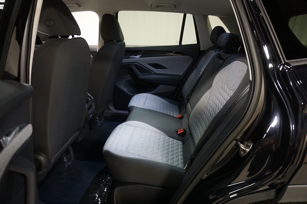 2025 Volkswagen Tiguan S photo 6
