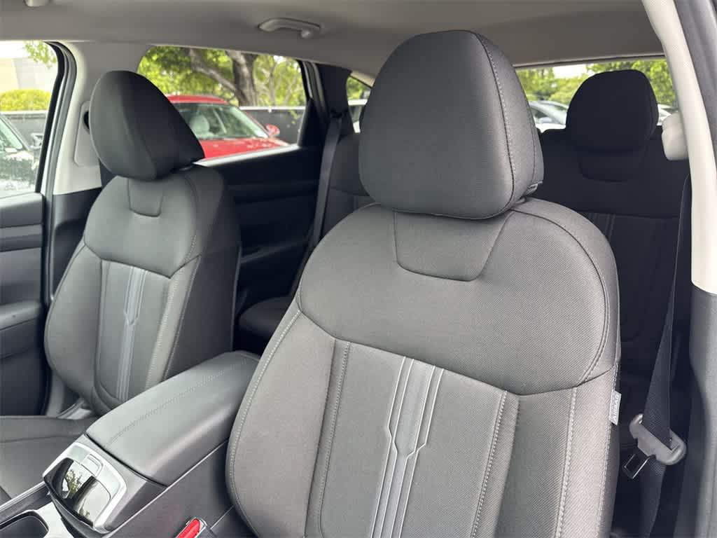 2026 Hyundai Tucson SEL photo 12