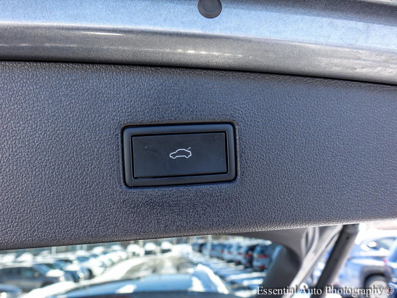 2023 VOLKSWAGEN TIGUAN - Image 22