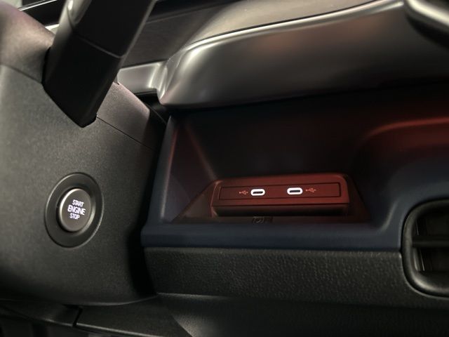2025 Volkswagen ID. Buzz Pro S photo 23