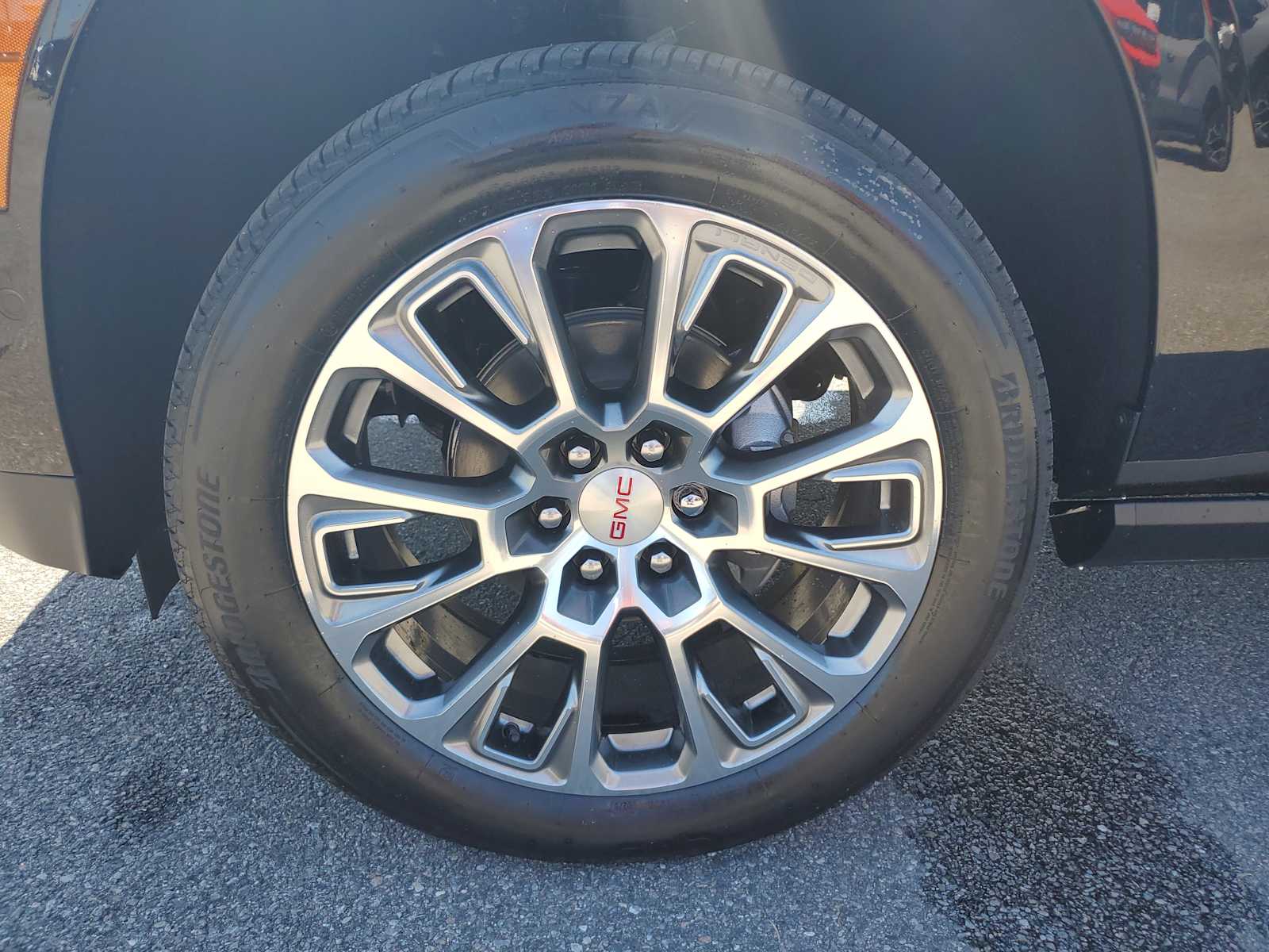 2025 Gmc Yukon Denali photo 33