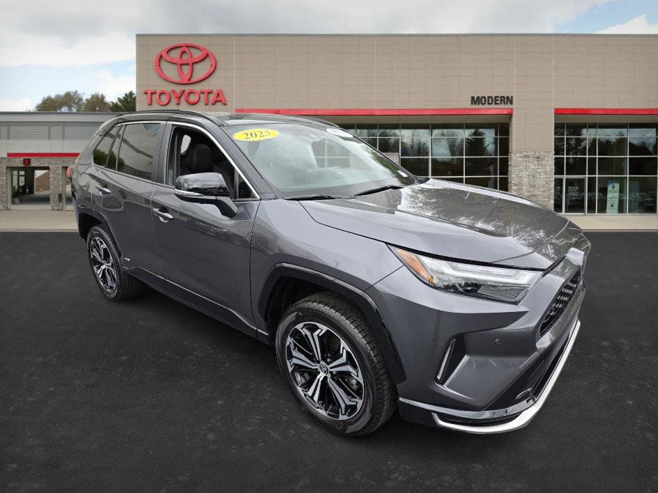 2025 Toyota RAV4 Prime XSE Premium photo 3