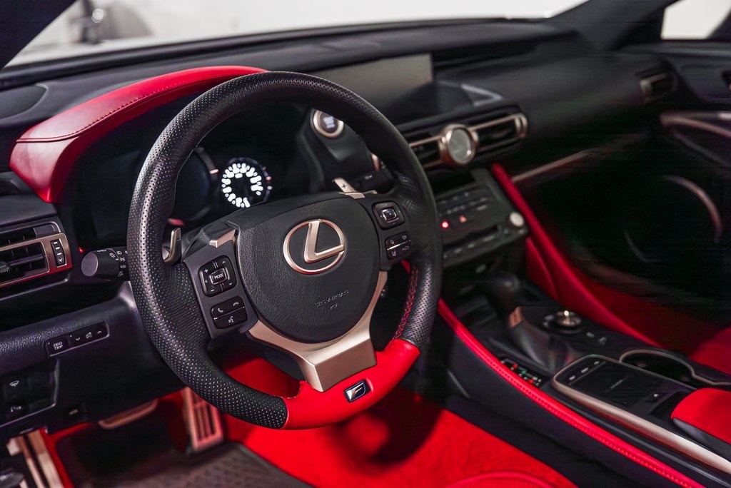 2020 Lexus RC F photo 24