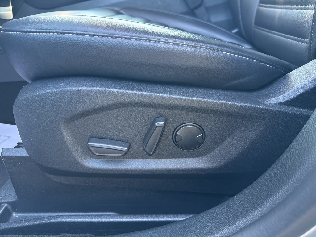 2024 Ford Edge SEL photo 13