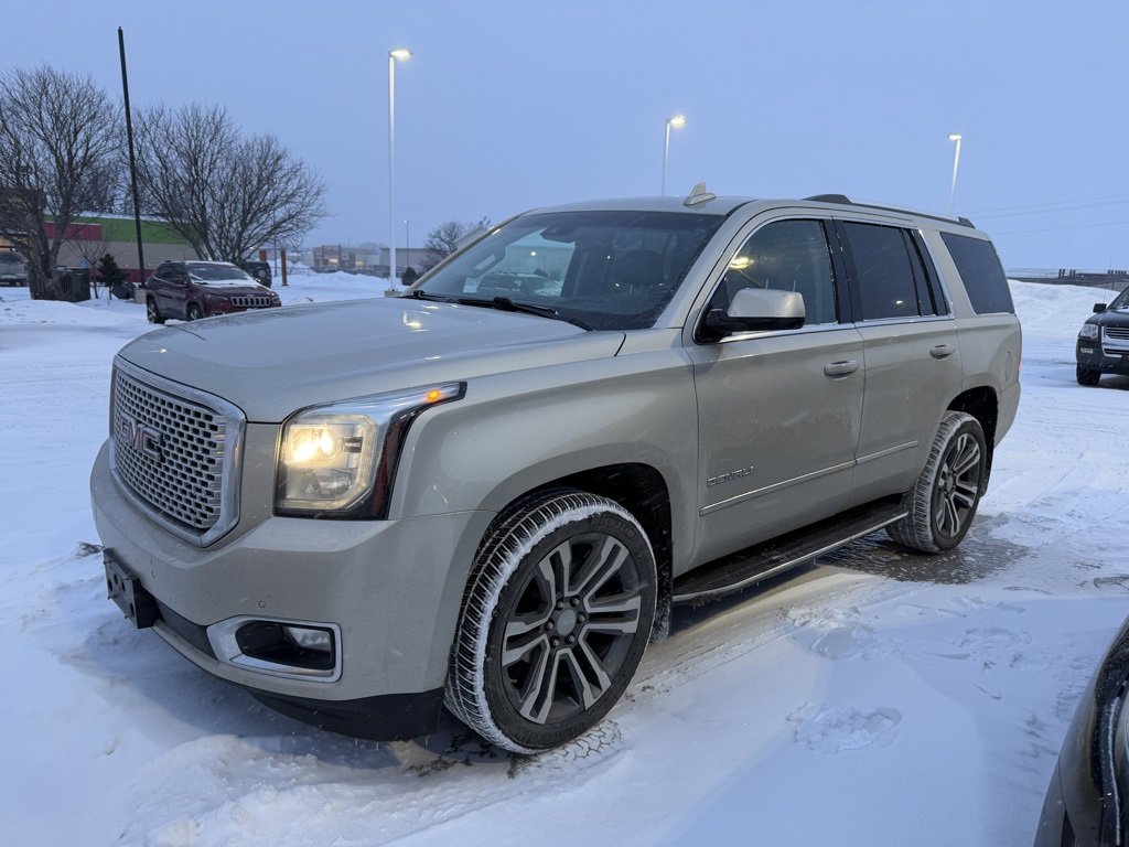 2017 GMC Yukon Denali's photo