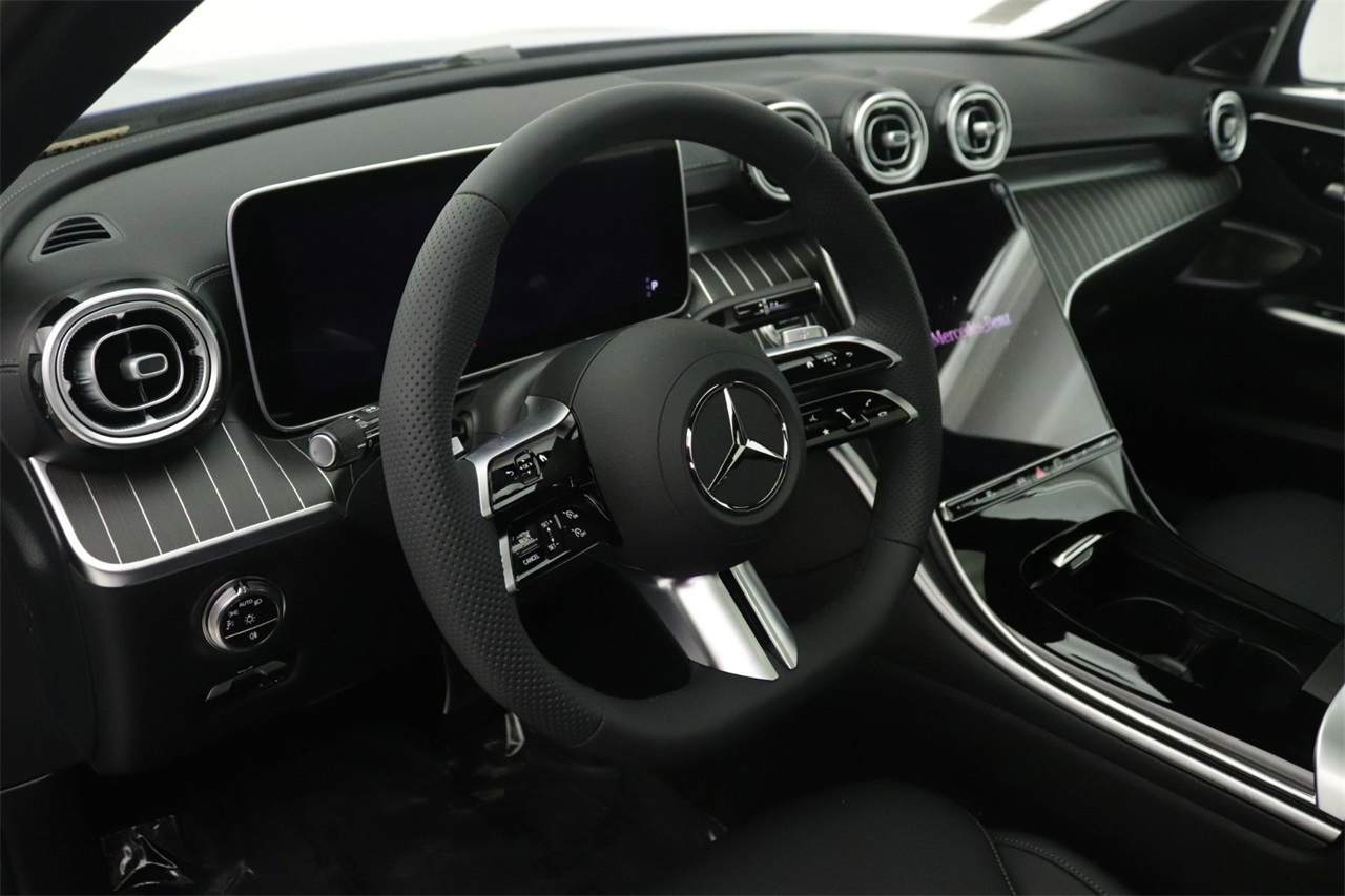 2025 Mercedes Benz C 300 photo 4