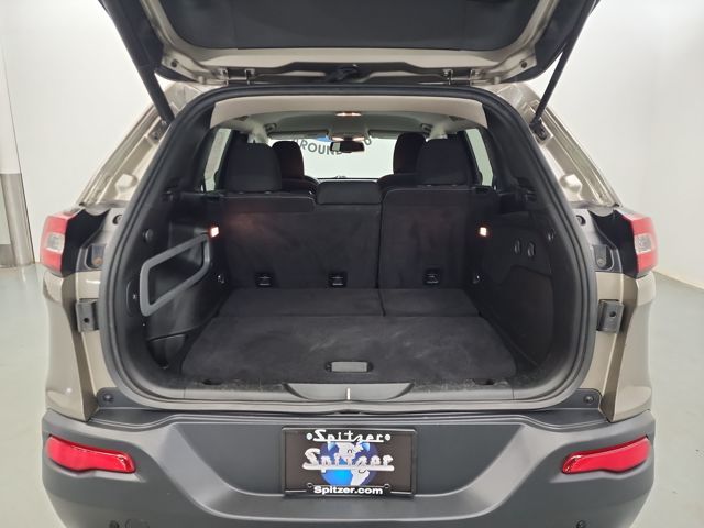 2017 Jeep Cherokee Latitude photo 6