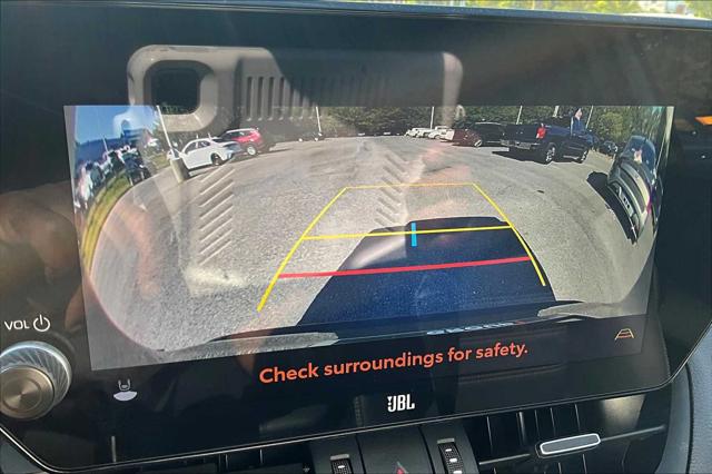 2025 Toyota RAV4 Hybrid XLE Premium photo 26