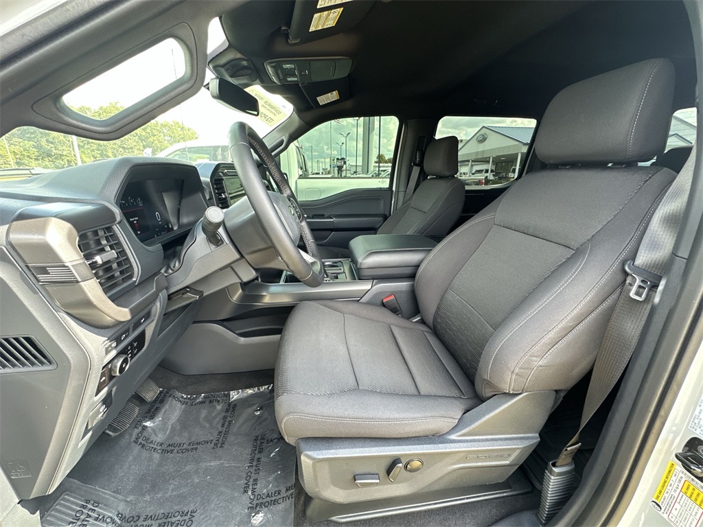2024 Ford F-150 XLT photo 11