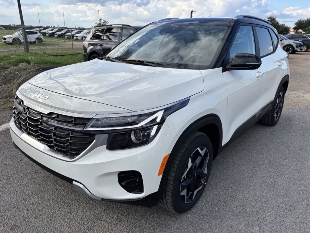 2026 Kia Seltos S photo 2