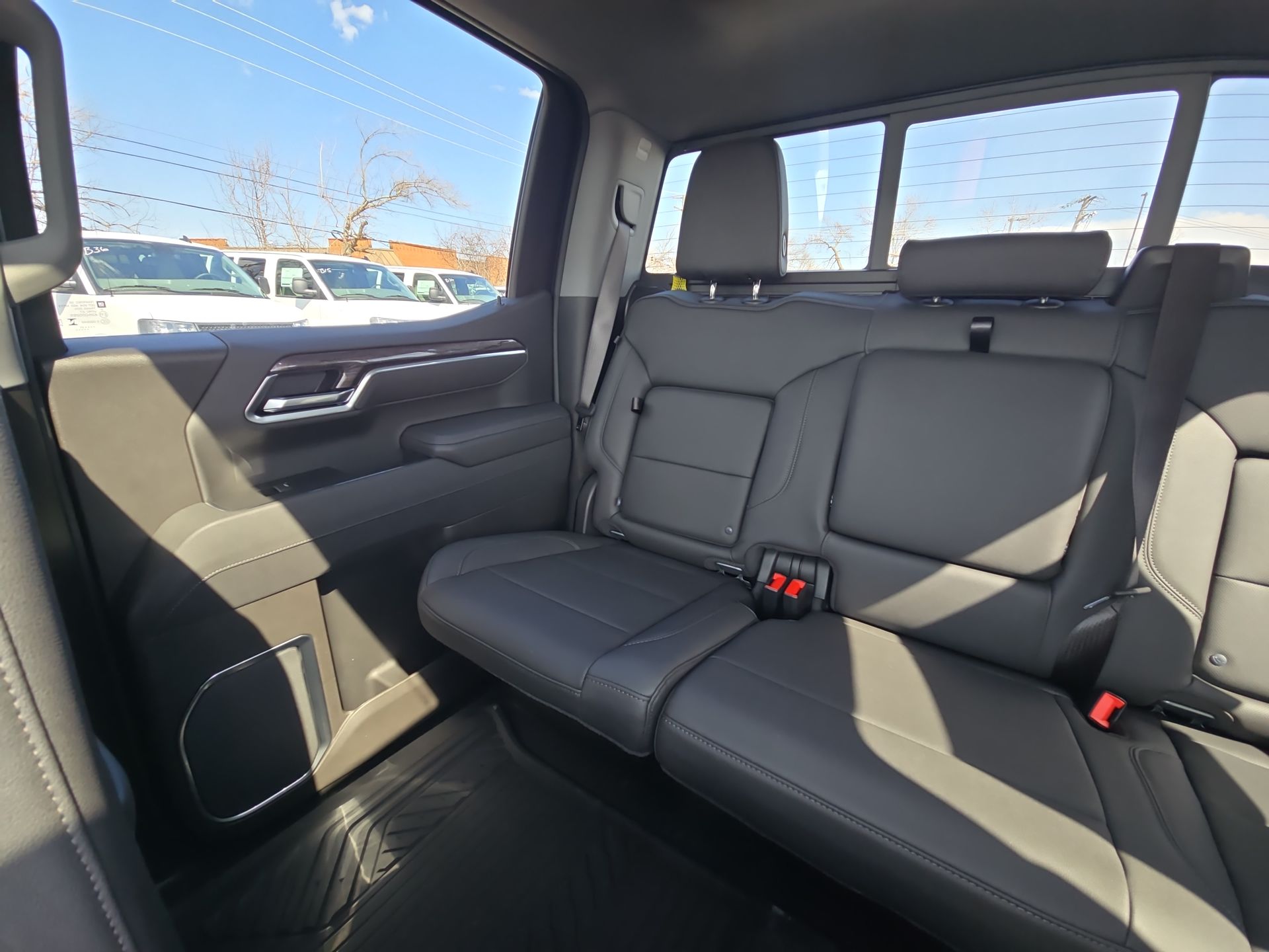 2025 Chevrolet Silverado 1500 LTZ photo 11