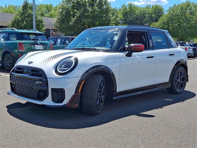 2025 Mini Cooper 4 Door Hardtop Iconic photo 3
