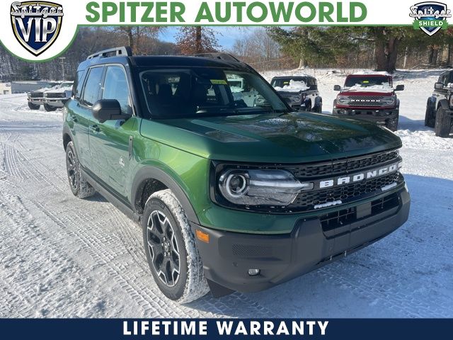 2025 Ford Bronco Sport Outer Banks's photo