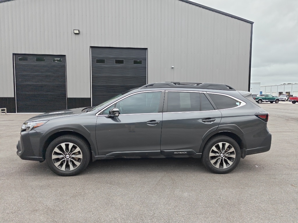 2024 Subaru Outback Limited photo 3