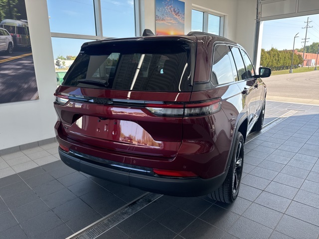 2024 Jeep Grand Cherokee Altitude X photo 5