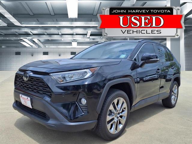 2021 Toyota RAV4 XLE Premium's photo