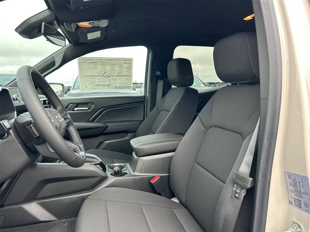 2026 GMC CANYON - Image 14